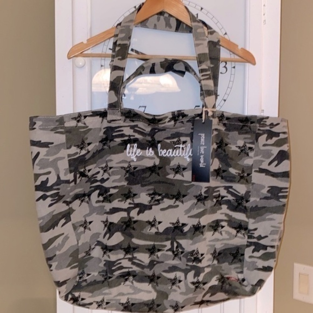 NWT peace love world Oversized Camo Stars Tote Bag